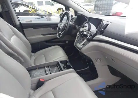 2020 Honda Odyssey Touring z USA, uszkodzony, nr VIN 5FNRL6H84LB037439